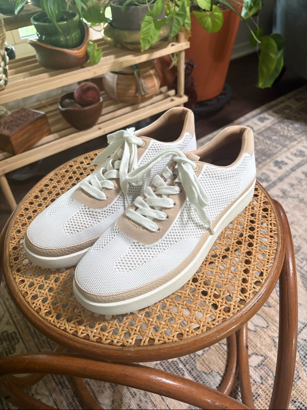 Vionic Galia sneaker. Size 11